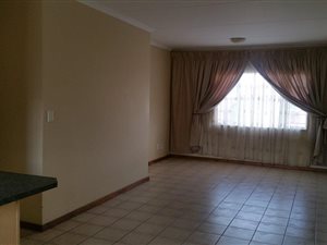 2 Bed Flat in Karen Park