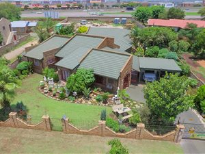 3 Bed House in Zwartkop