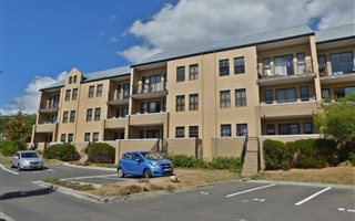 2 Bedroom Apartment in Klein Welgevonden