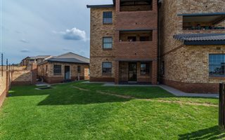 2 Bedroom Apartment in Vorna Valley