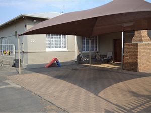 4 Bed House in Homelake