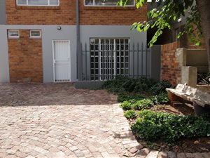 1 Bedroom Flat in Floracliffe