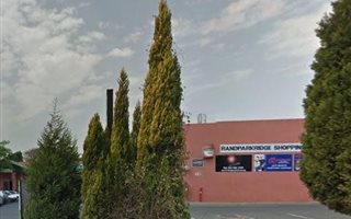 80 m² Retail Space in Randpark Ridge