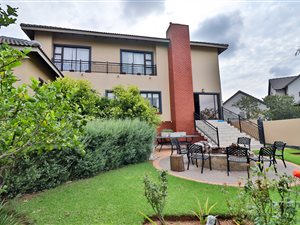 4 Bed House in Mooikloof Equestrian Estate
