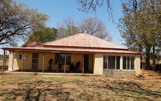14 ha Farm in Mooinooi