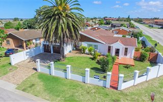 3 Bedroom House in Kabega