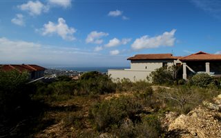 1017 m² Land available in Whale Rock Heights