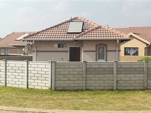 2 Bed House in Vanderbijlpark NW