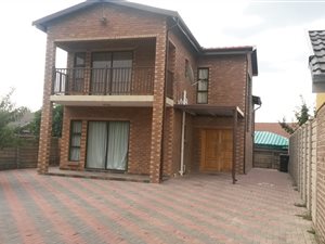 3 Bed Flat in Bronkhorstspruit