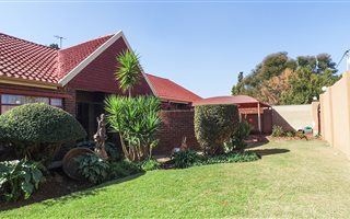7 Bedroom House in Dunnottar