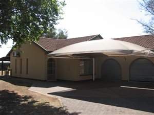 3 Bed House in Arcon Park