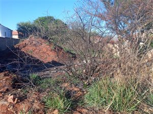 1023 m² Land available in Doringkruin