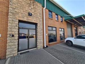 648 m² Industrial space in N4 Gateway Industrial Park