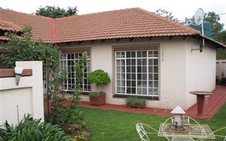 2 Bedroom Apartment in Naboomspruit