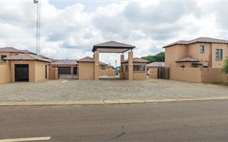 3 Bedroom Townhouse in Montana