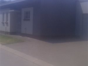 3 Bed House in Waterval East