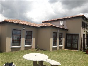2 Bed Townhouse in Bergsig