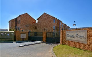 1 Bedroom Apartment in Ruimsig