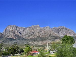 547 m² Land available in Pniel