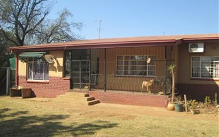 1.7 ha Farm in Cullinan