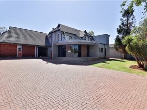 4 Bed House in Winchester Hills