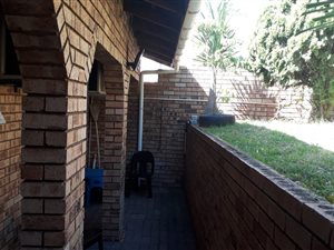 3 Bedroom House in Merebank East