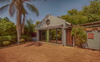 800 m² Commercial space in Randpark Ridge