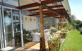 3 Bedroom House in Carlswald North Estate