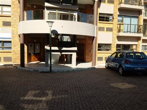 122 m² Office Space in Diaz Beach