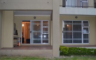 2 Bedroom Apartment in Vredekloof
