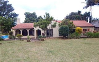 4 Bedroom House in Bothas Hill