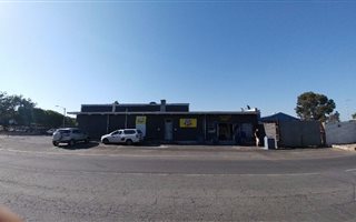 570 m² Industrial space in Stikland