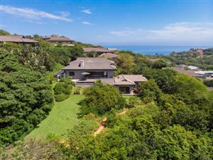 5 Bed House in Sheffield Beach