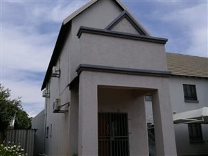 50 m² Commercial space in Lyttelton Manor