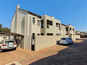 2 Bed Townhouse in Menlo Park