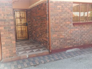 3 Bed House in Meriting Unit 1