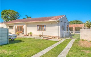 3 Bedroom House in Greenshields Park
