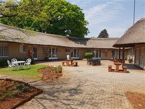 1079 m² Office Space in Bedfordview