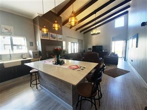 3 Bed House in Sunset Estate