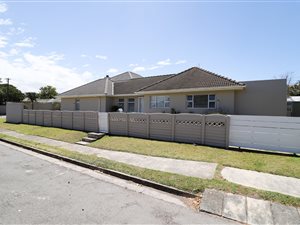 3 Bed House in Woodleigh