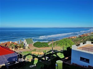 4 Bed House in Dana Bay