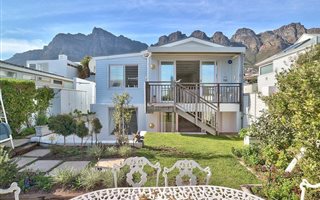 2 Bedroom House in Bakoven