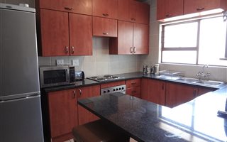 2 Bedroom Apartment in Sunninghill
