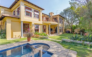 4 Bedroom House in Dainfern Valley