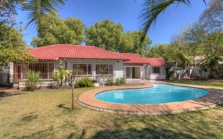 4 Bedroom House in Orchards