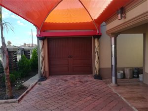 3 Bedroom House in Bophelong