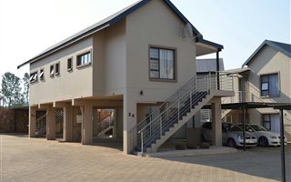 1 Bedroom Apartment in Redstone Country Estate