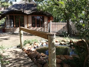 7 Bed House in Estoire