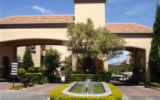 1 Bedroom Apartment in Lonehill