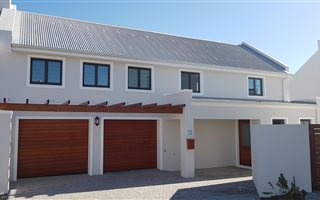 3 Bedroom Townhouse in Graanendal